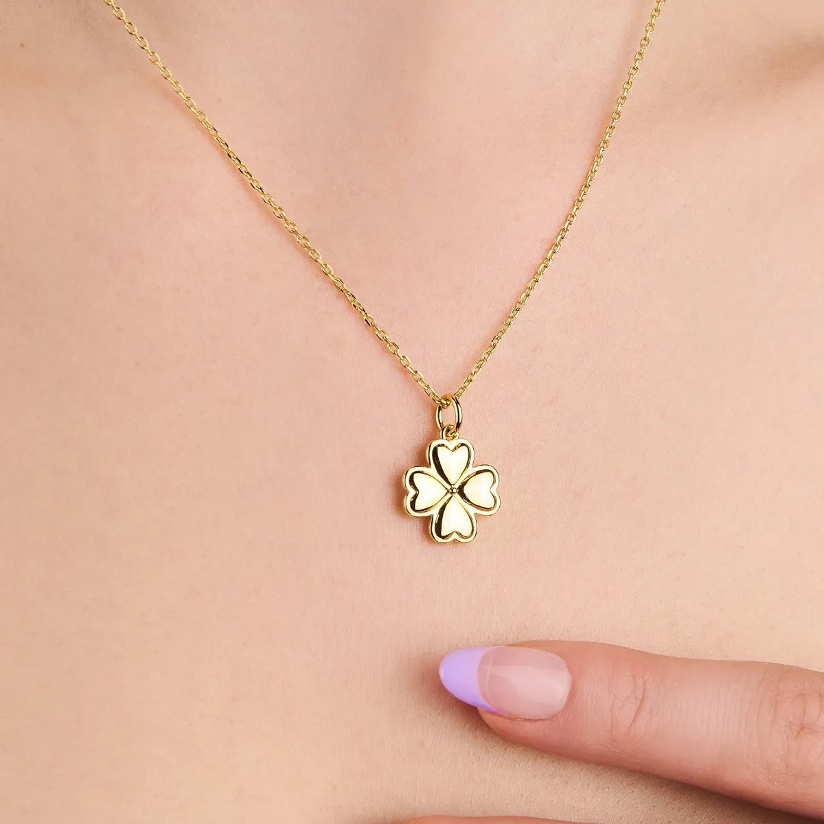 Clover Charm